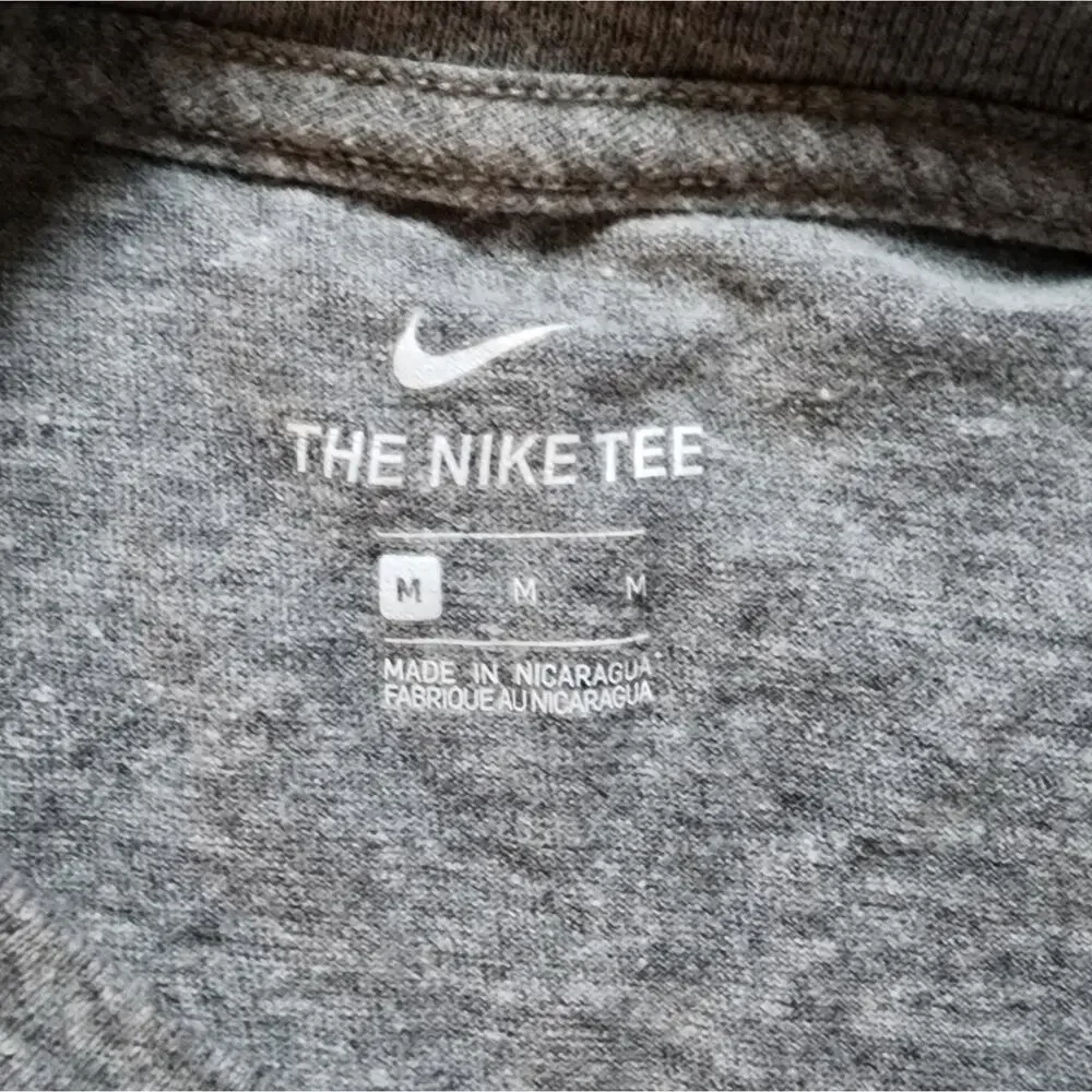 Nike Boy's Grey Short Sleeve Elite Logo Crewneck Pullover Casual T-Shirt Medium